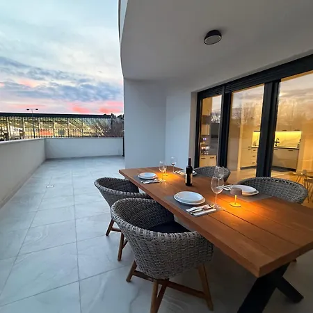 Terrasse شقة تريبينيي